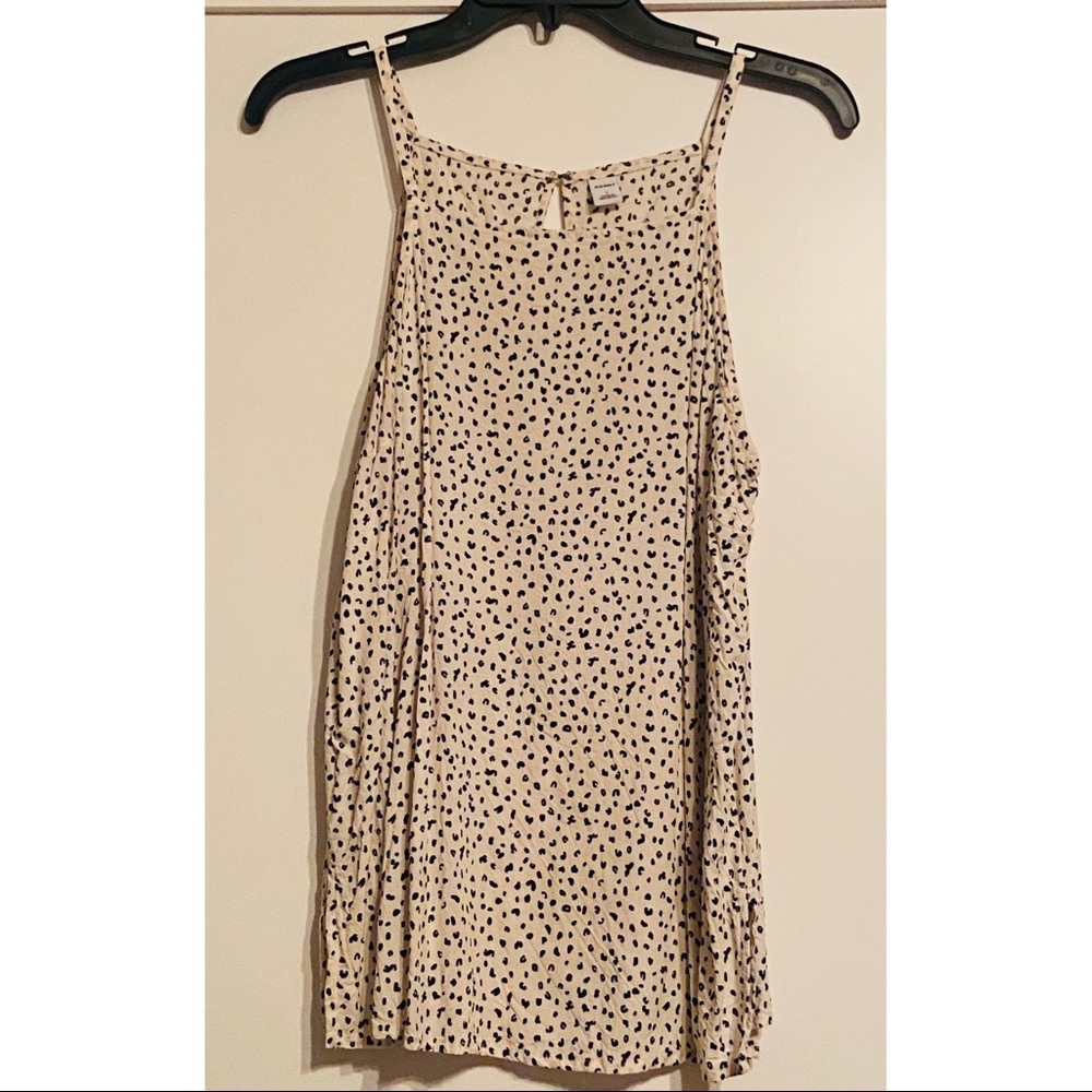 Light beige/off white tank with black dot detail